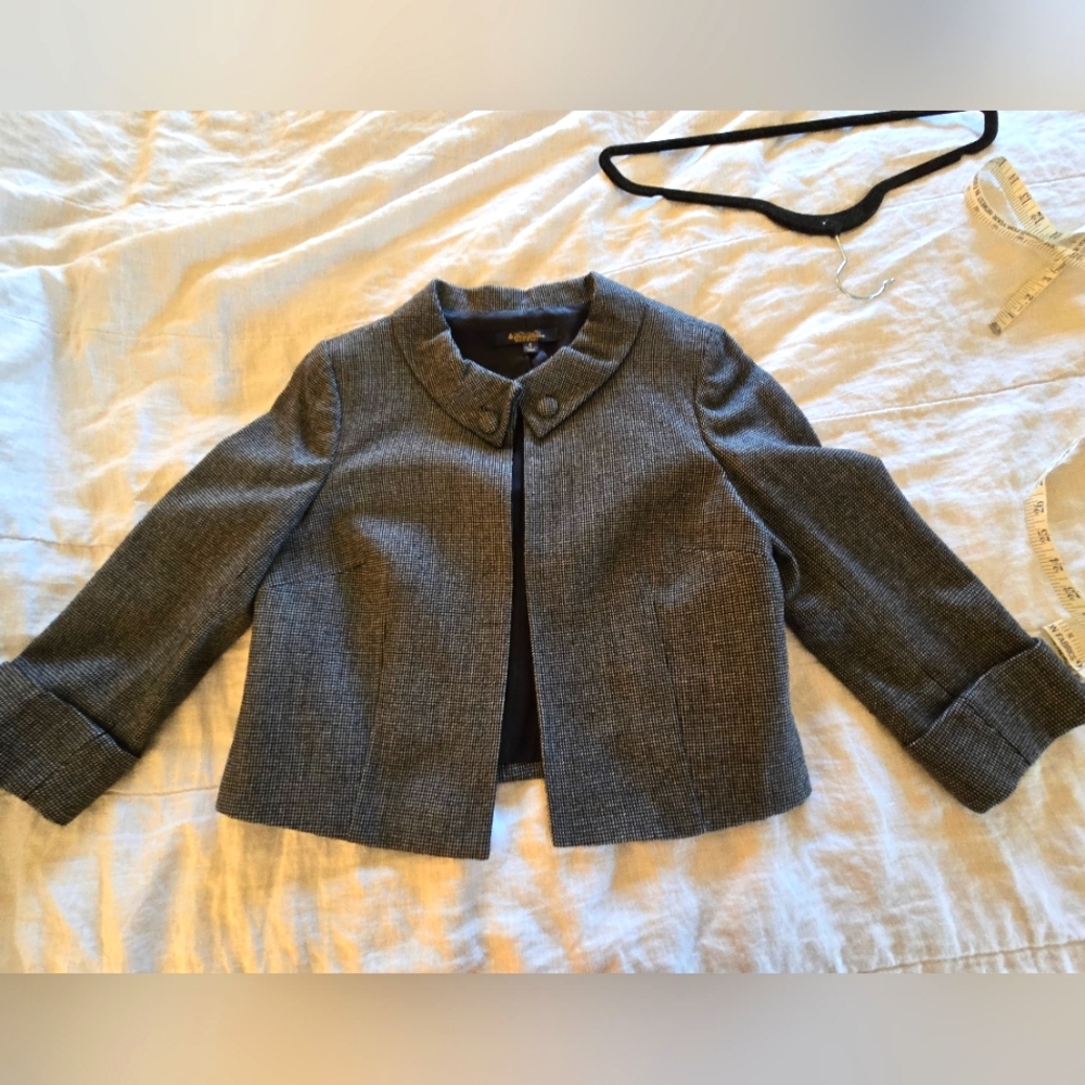 Brooks Brothers women's cropped , 3/4 sleeve Wool Jacket